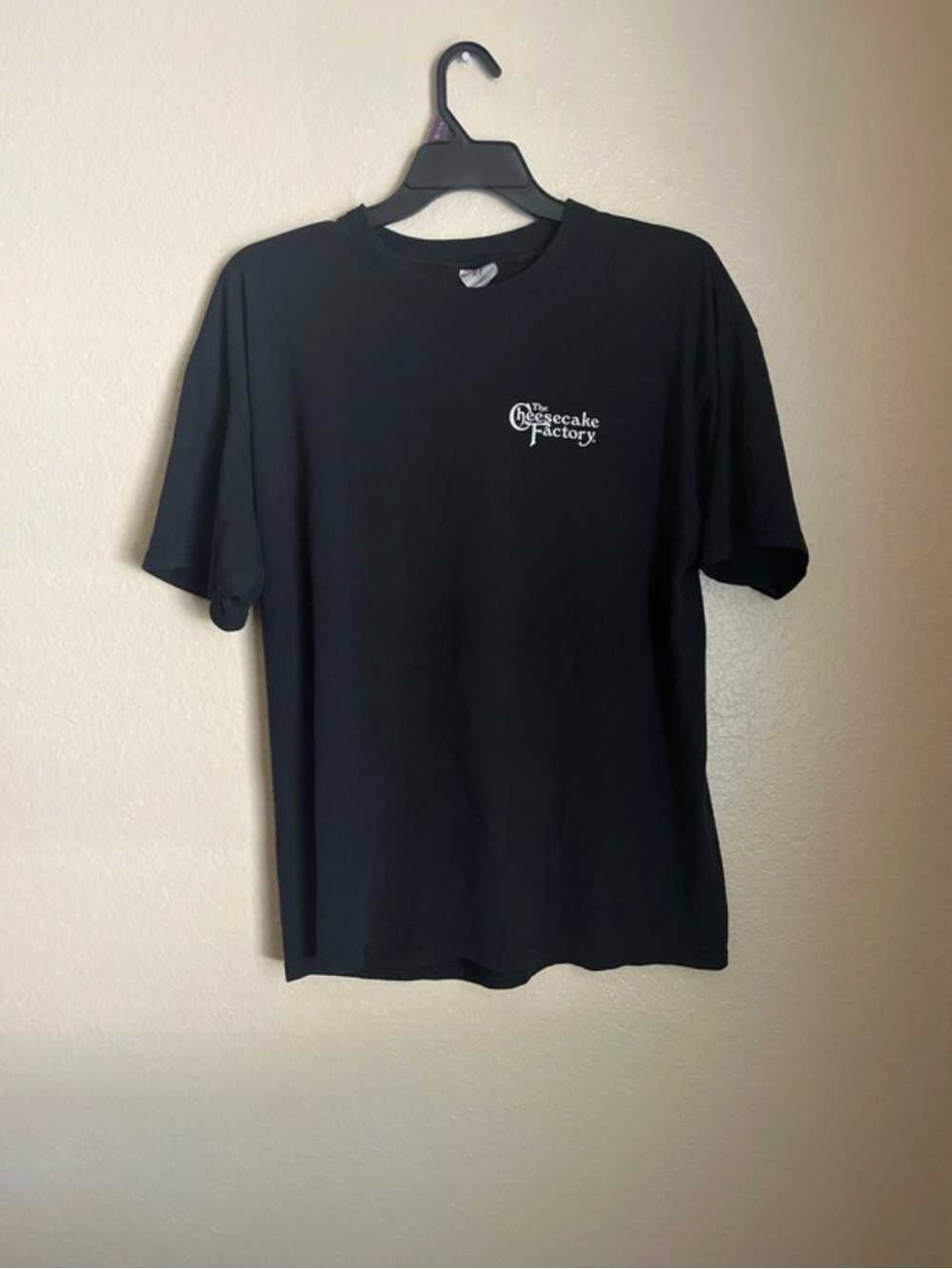 Unisex XL Cheesecake Factory T Shirt